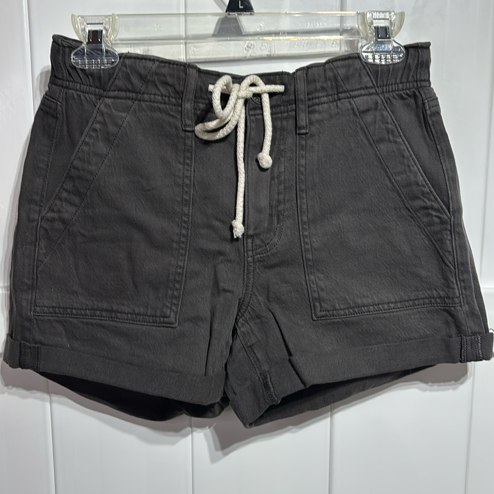 NWT American Eagle black jean shorts